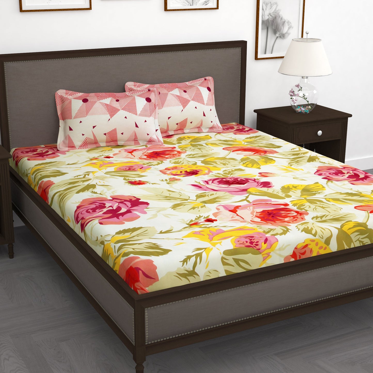 210 TC Cream Floral 1 King Size Bedsheet With 2 Pillow Cover