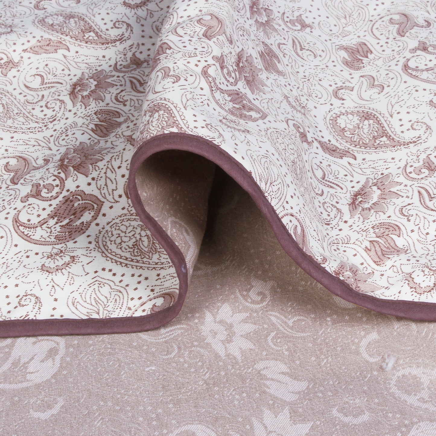 Super Soft Reversible Purple & White Motif Cotton Double Dohar